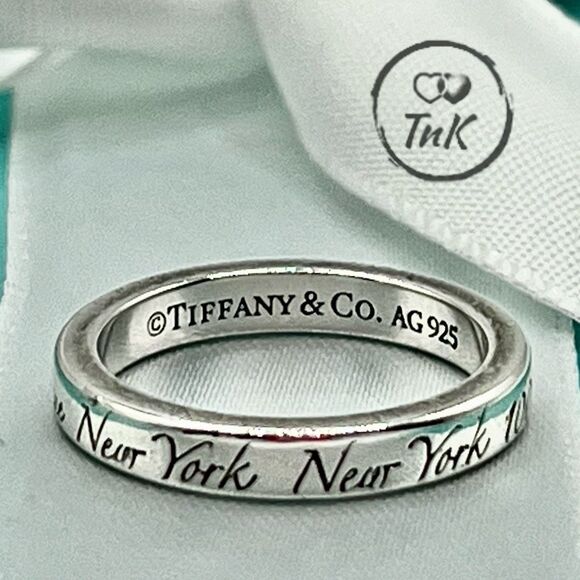 Rare & Retired - Tiffany & Co Notes Fifth Ave Ring - Size 4 - Picture 9 of 16